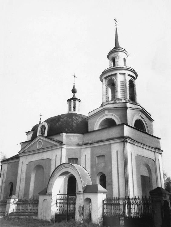 Церковь Рождества Иоанна Предтечи, Садки (Истринский городской округ и ЗАТО Восход, Московская область). фасады
