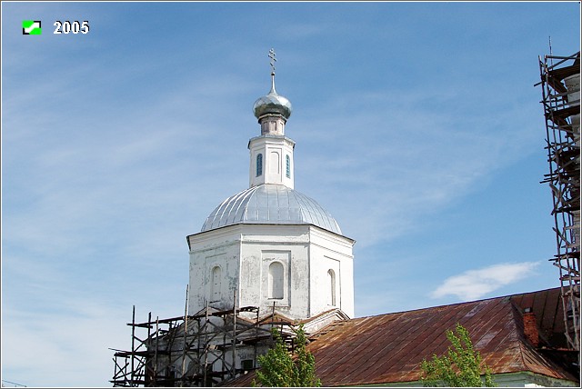 Церковь Успения Пресвятой Богородицы, Мошок (Судогодский район, Владимирская область). архитектурные детали, Завершение основного объема
