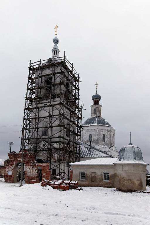 Мошок. Церковь Успения Пресвятой Богородицы. документальные фотографии