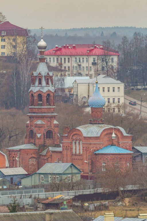 Церковь Введения во храм Пресвятой Богородицы, Боровск (Боровский район, Калужская область). фасады, Вид с востока из села Высокое