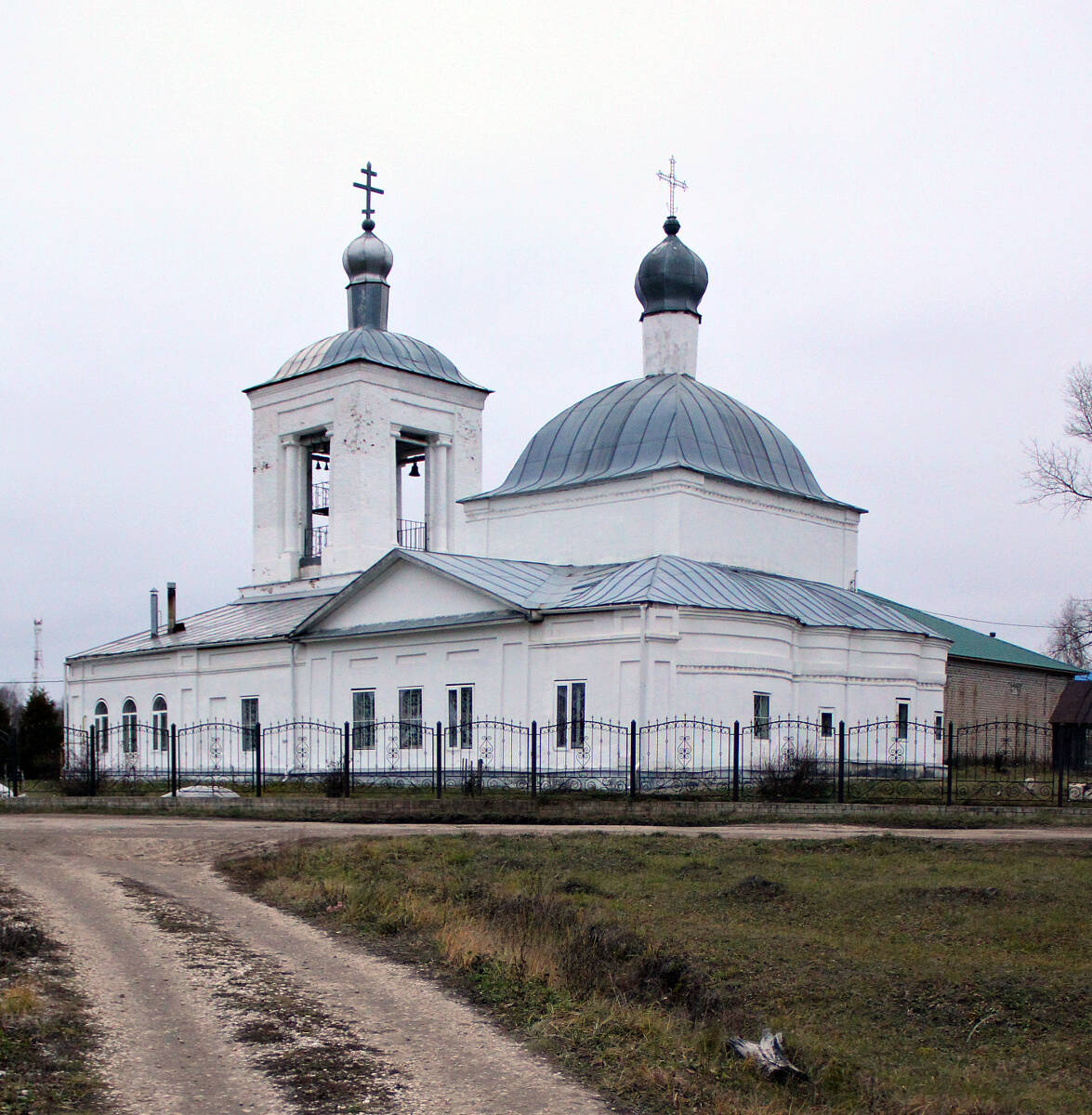 Церковь Михаила Архангела, Архангел (Меленковский район, Владимирская область). общий вид в ландшафте