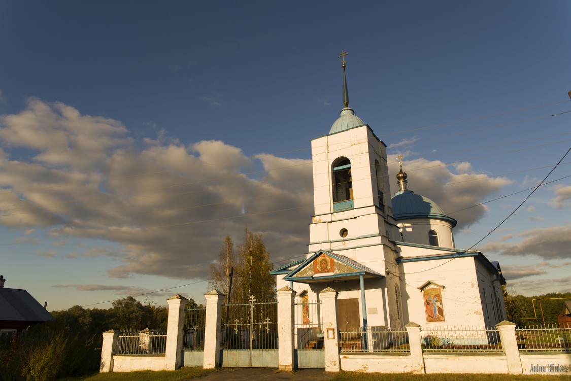 Приклон. Церковь Михаила Архангела. фасады