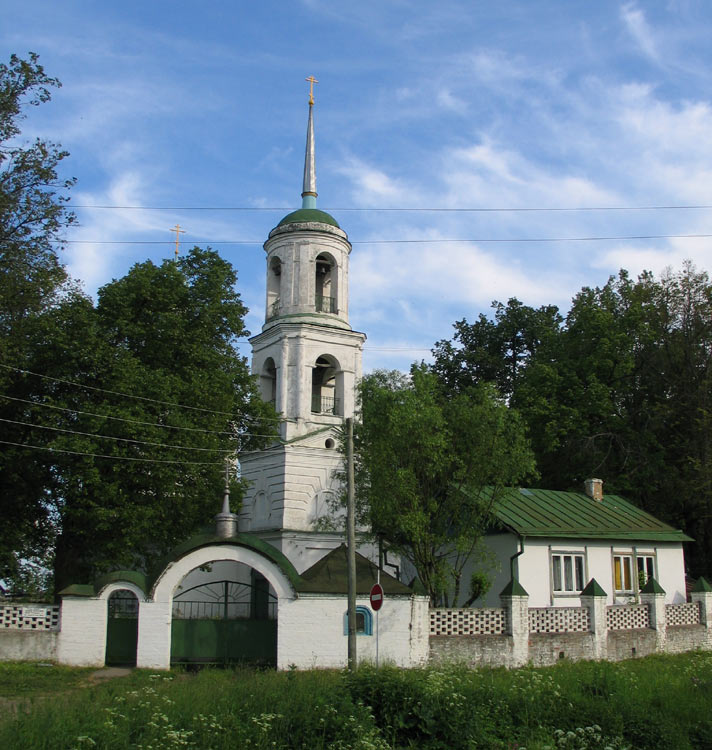 Церковь Димитрия Солунского, Рябушки (Боровский район, Калужская область). фасады
