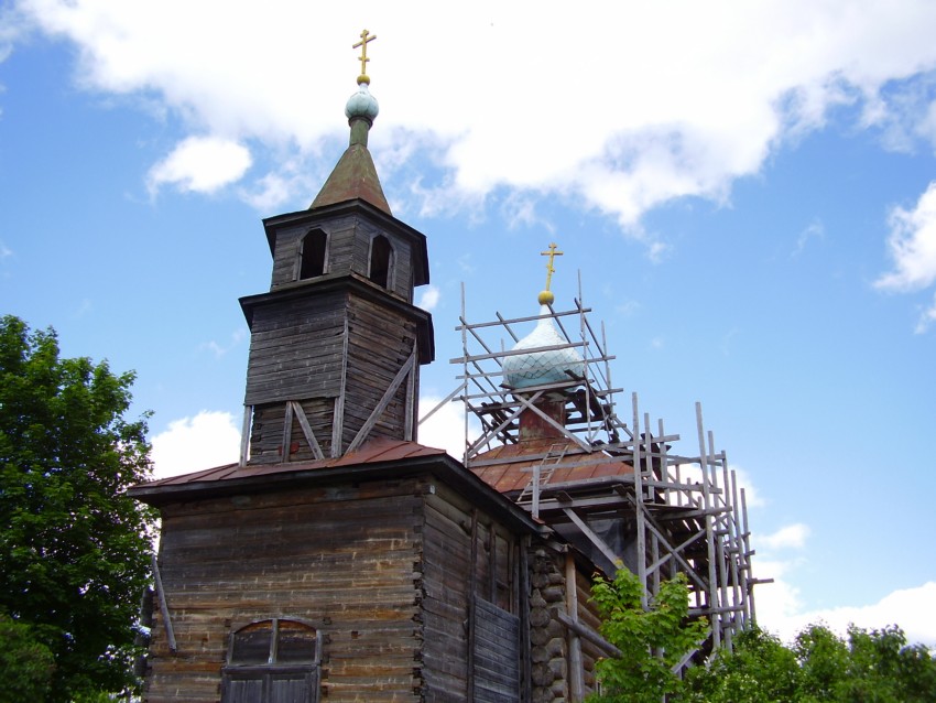 Церковь Покрова Пресвятой Богородицы в Высоком, Боровск (Боровский район, Калужская область). документальные фотографии