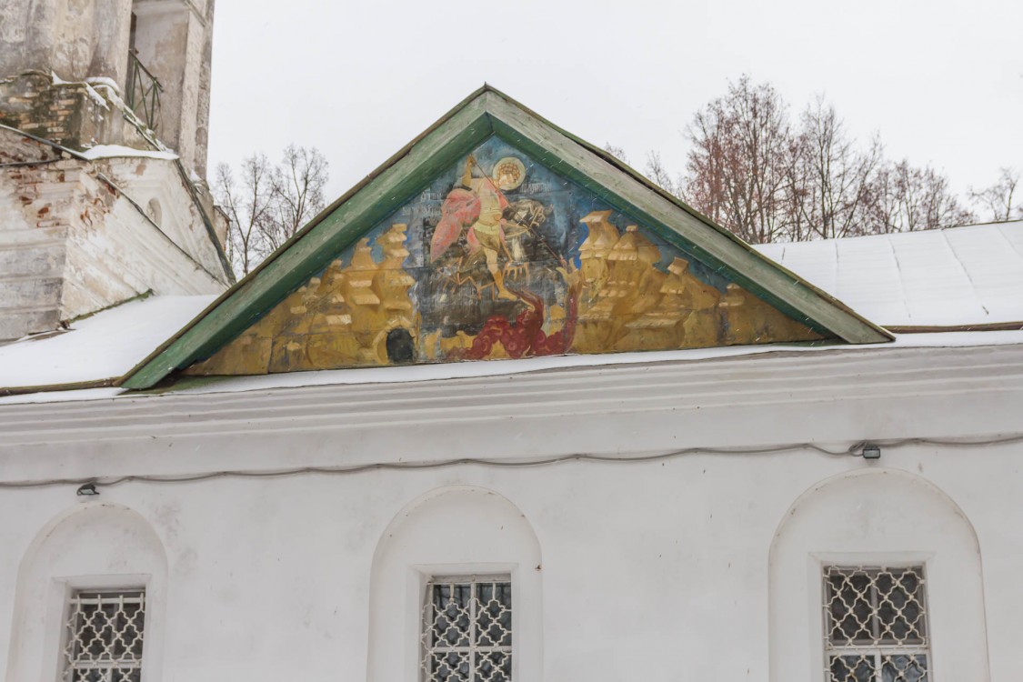Церковь Димитрия Солунского, Рябушки (Боровский район, Калужская область). архитектурные детали