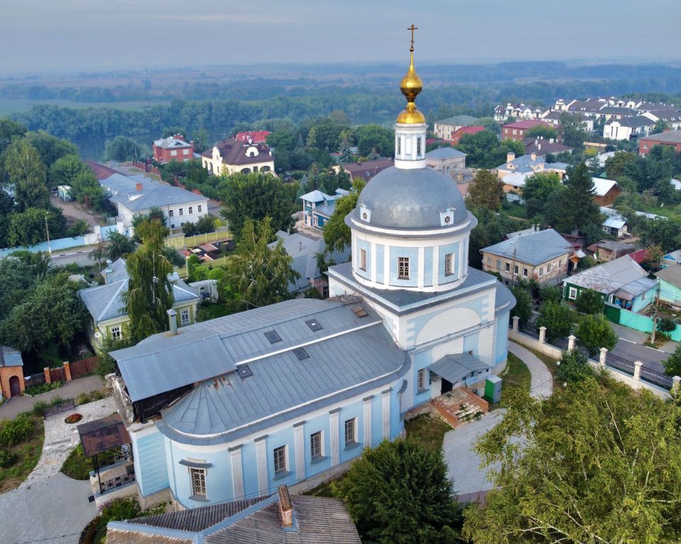 Коломна. Церковь Покрова Пресвятой Богородицы. общий вид в ландшафте, Вид с СЗ