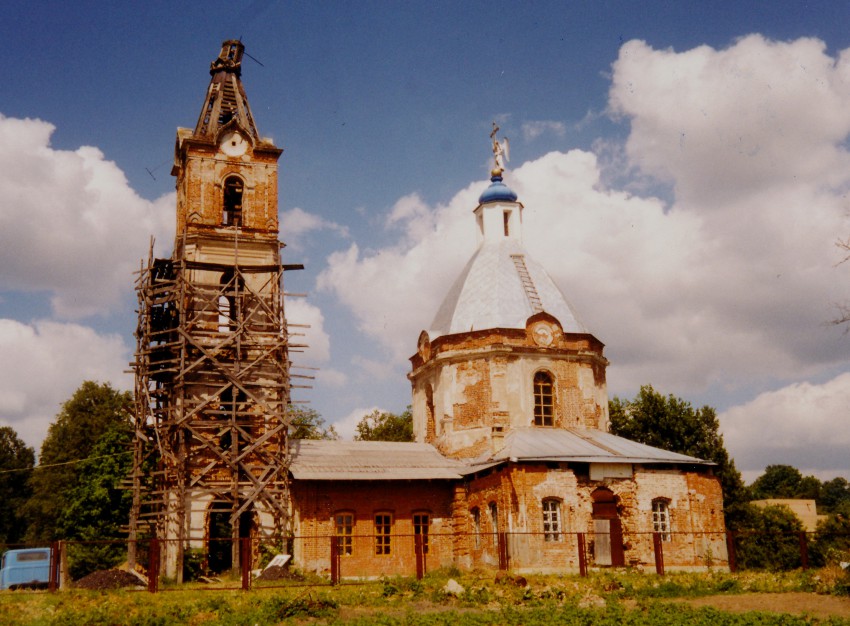 Успенское. Церковь Успения Пресвятой Богородицы. фасады