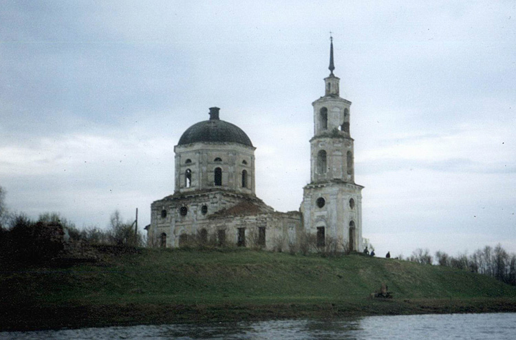 Бабье. Церковь Николая Чудотворца. фасады