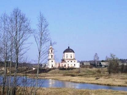 Бабье. Церковь Николая Чудотворца. общий вид в ландшафте