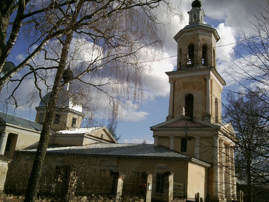 Выдропужск. Церковь Смоленской иконы Божией Матери. фасады