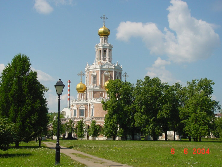 Церковь Покрова Пресвятой Богородицы в Филях, Фили-Давыдково (Западный административный округ (ЗАО), г. Москва). фасады