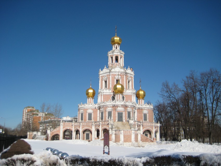 Фили-Давыдково. Церковь Покрова Пресвятой Богородицы в Филях. фасады