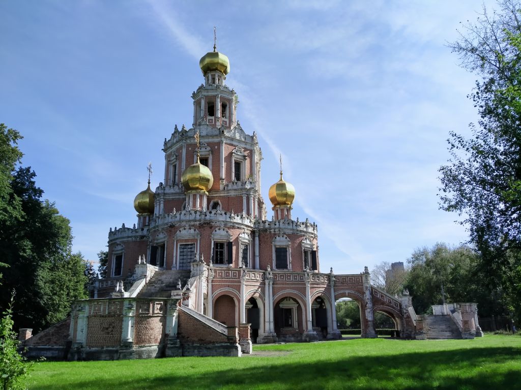 Церковь Покрова Пресвятой Богородицы в Филях, Фили-Давыдково (Западный административный округ (ЗАО), г. Москва). фасады