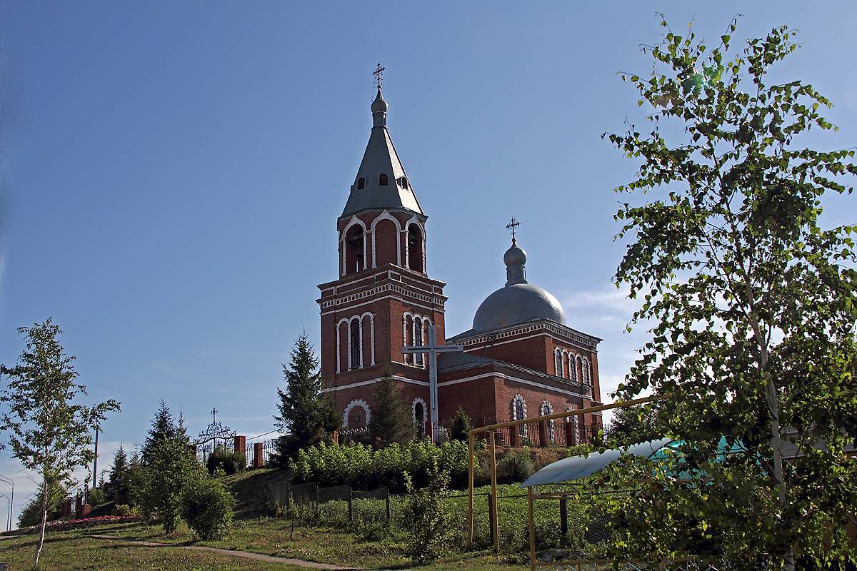 фасады. Церковь Рождества Пресвятой Богородицы, Высокая Гора (Высокогорский район, Республика Татарстан)