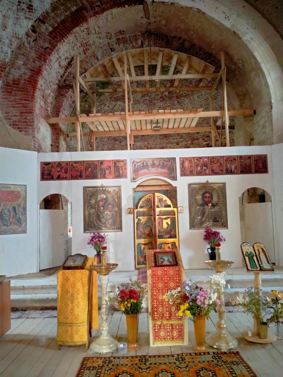 Церковь Покрова Пресвятой Богородицы, Данилово (Конаковский район, Тверская область). интерьер и убранство, Начата реставрация и  службы