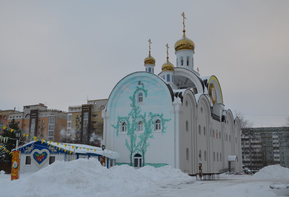 Кафедральный собор Стефана Пермского, Сыктывкар (Сыктывкар, город, Республика Коми). дополнительная информация, Звонница с концертным залом
