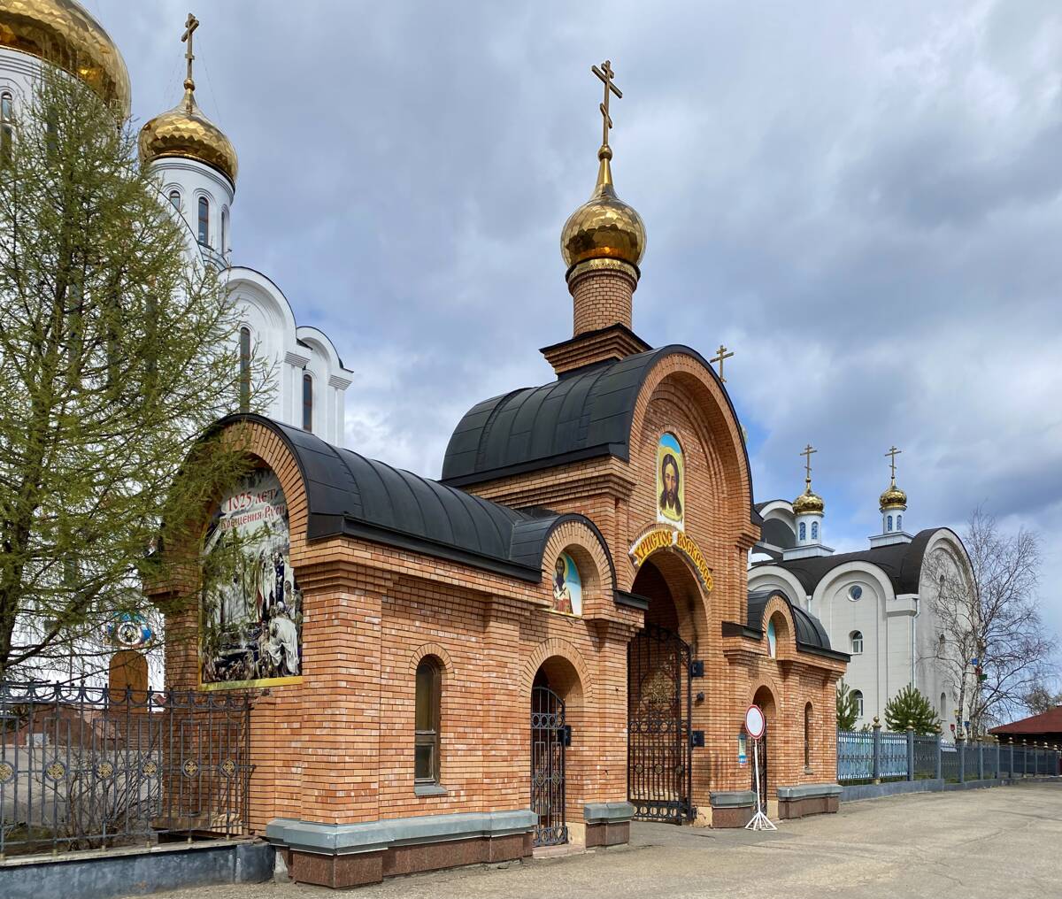 Кафедральный собор Стефана Пермского, Сыктывкар (Сыктывкар, город, Республика Коми). дополнительная информация, Южные ворота