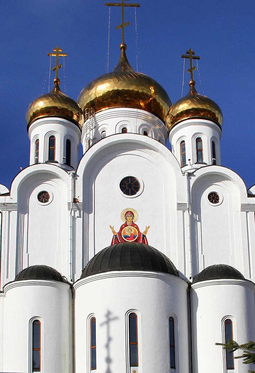 Восточный фасад собора., архитектурные детали. Кафедральный собор Стефана Пермского, Сыктывкар (Сыктывкар, город, Республика Коми)