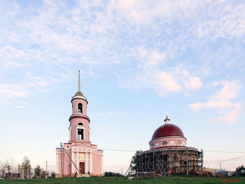 Храмовый комплекс. Церкви Митрофана Воронежского и Автонома, Кашары (Задонский район, Липецкая область). документальные фотографии