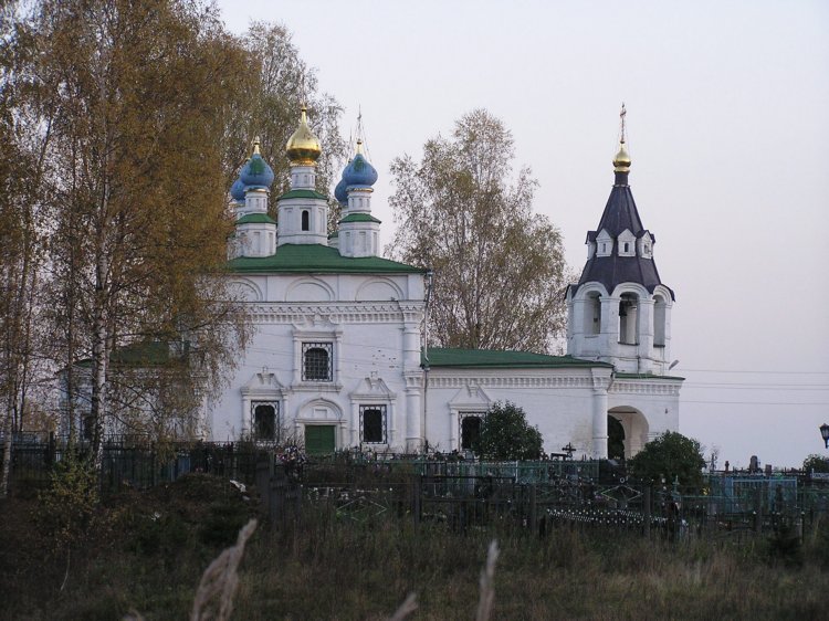 Рождествено-Суворово. Церковь Рождества Пресвятой Богородицы. общий вид в ландшафте, 		      