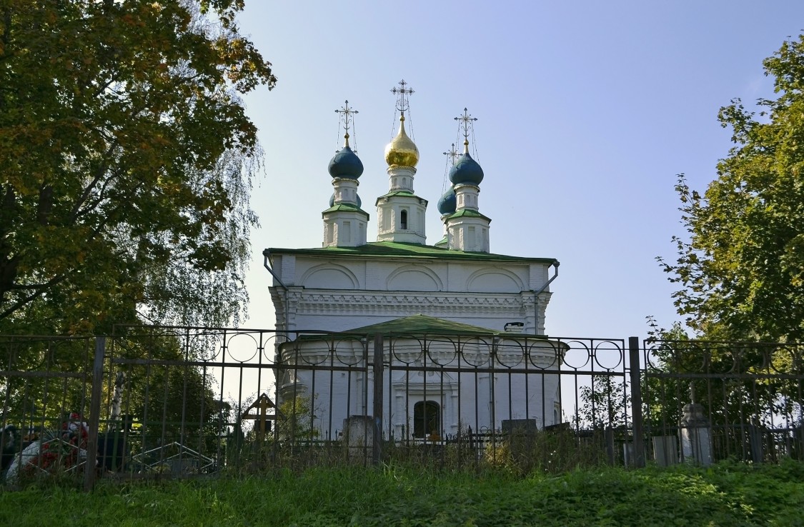 Рождествено-Суворово. Церковь Рождества Пресвятой Богородицы. фасады