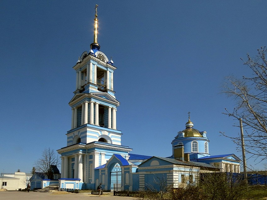 Задонск. Собор Успения Пресвятой Богородицы. фасады