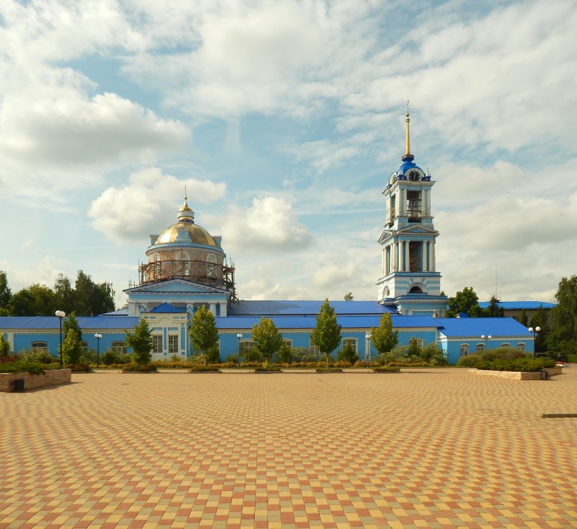 Задонск. Собор Успения Пресвятой Богородицы. фасады