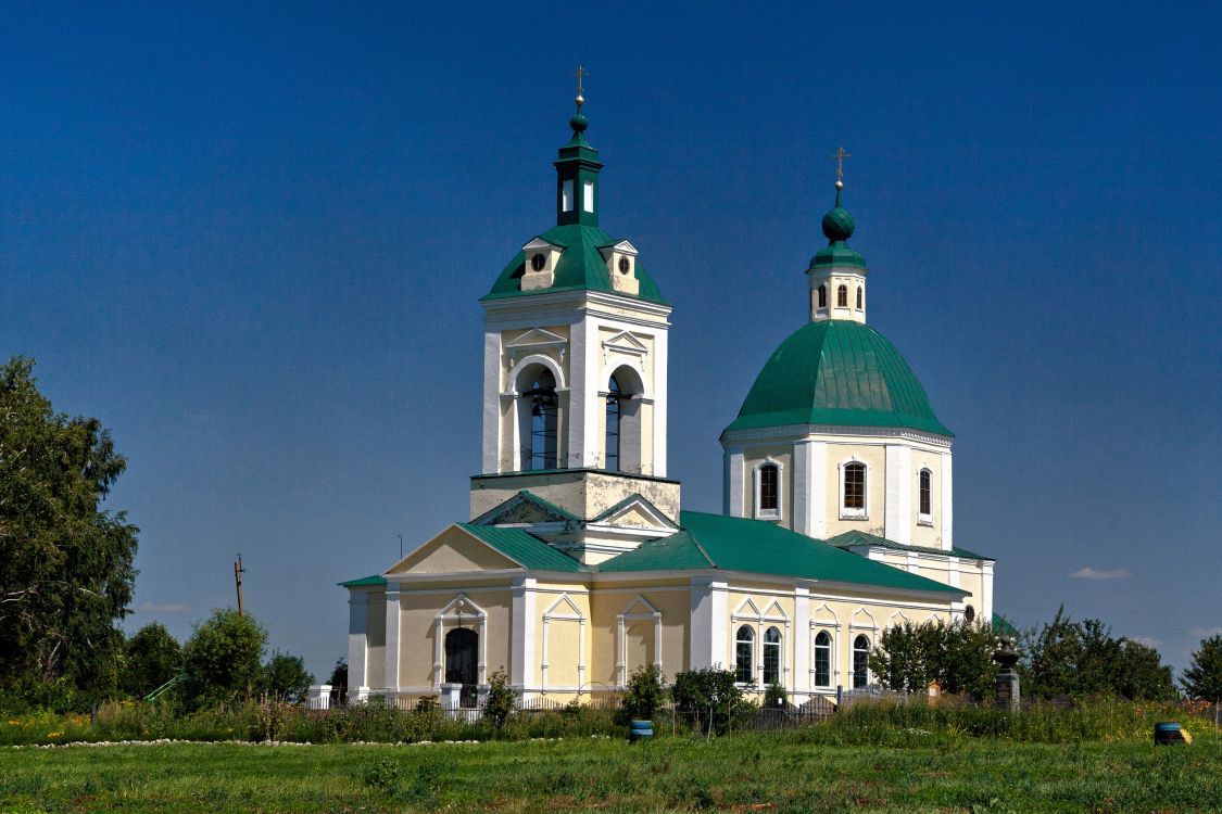 Паниковец. Церковь Богоявления Господня. фасады