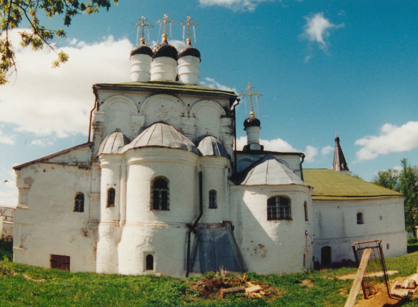 Александров. Успенский монастырь. Собор Успения Пресвятой Богородицы. фасады