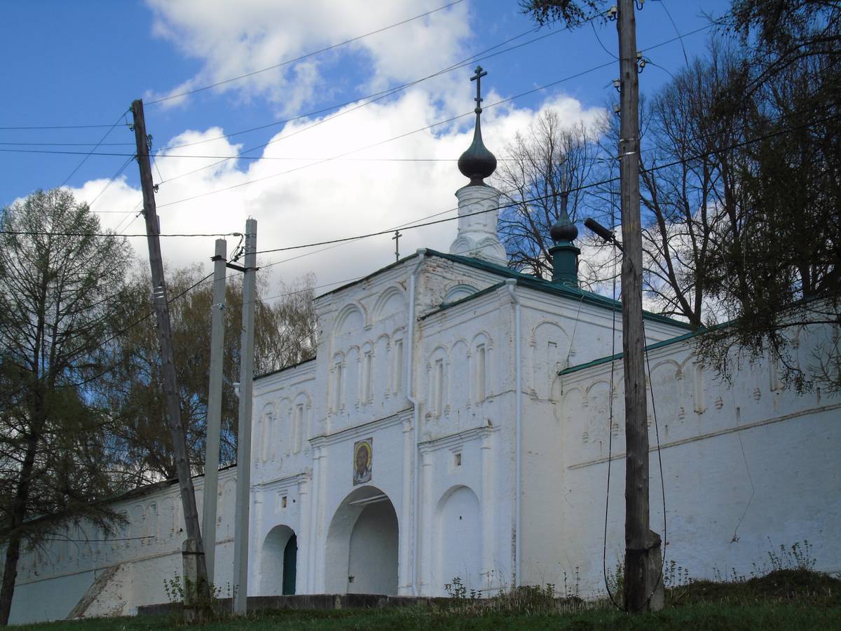 Успенский монастырь. Надвратная церковь Феодора Стратилата, Александров (Александровский район, Владимирская область). фасады