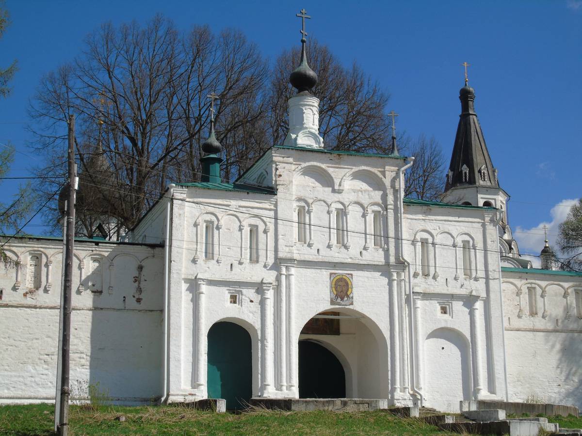 Успенский монастырь. Надвратная церковь Феодора Стратилата, Александров (Александровский район, Владимирская область). фасады