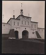 Александров. Успенский монастырь. Надвратная церковь Феодора Стратилата