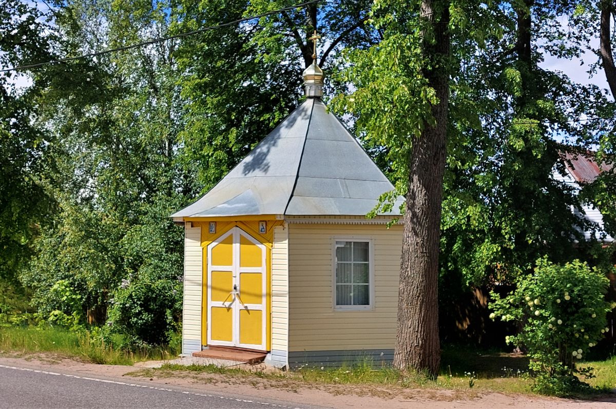 Часовня Тихвинской иконы Божией Матери, Еглизи (Тосненский район, Ленинградская область). фасады