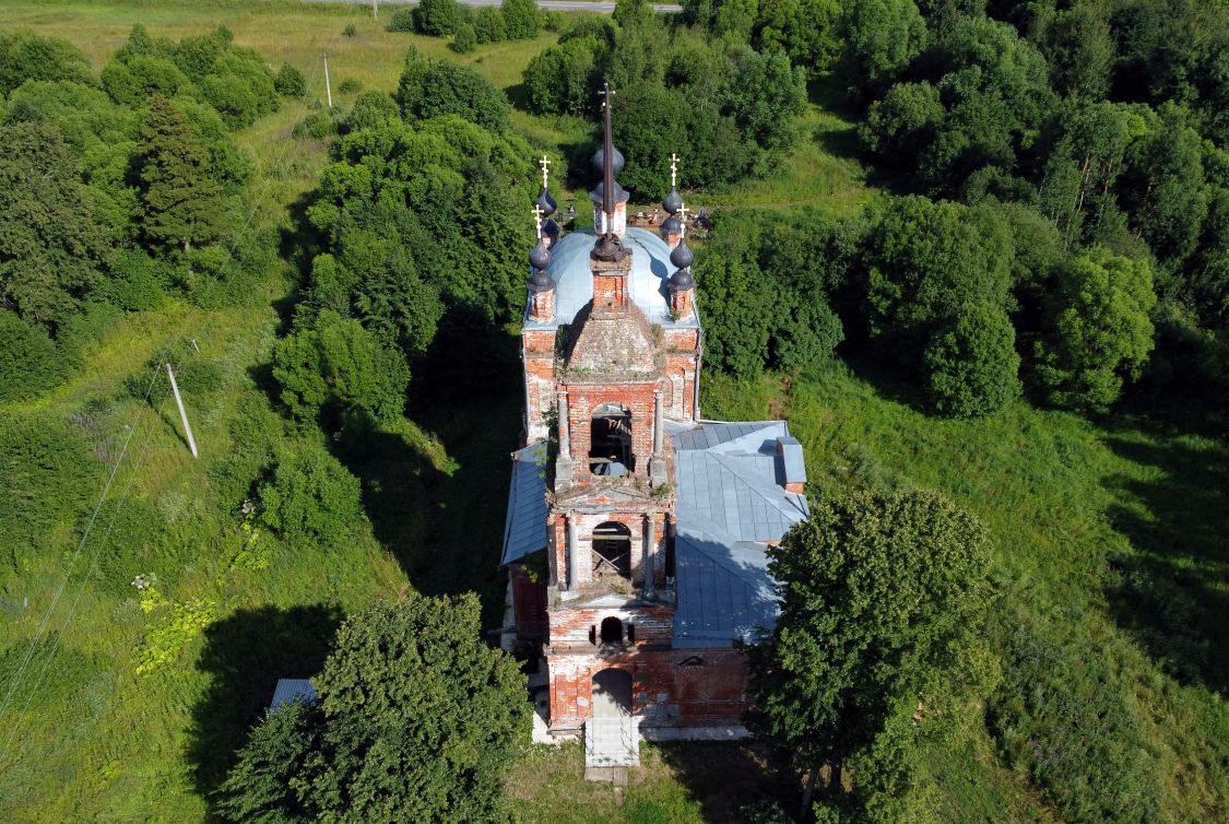 Церковь Рождества Христова, Новосёлка (Александровский район, Владимирская область). общий вид в ландшафте