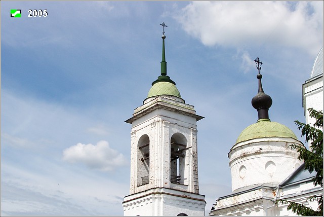 Ворша. Церковь Троицы Живоначальной. архитектурные детали, Завершение колокольни