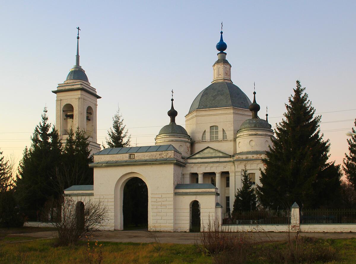 Церковь Троицы Живоначальной, Ворша (Собинский район, Владимирская область). фасады, Вид с юго-востока