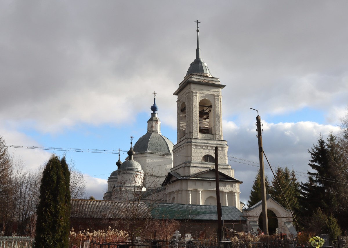 Ворша. Церковь Троицы Живоначальной. архитектурные детали, Вид с северо-запада