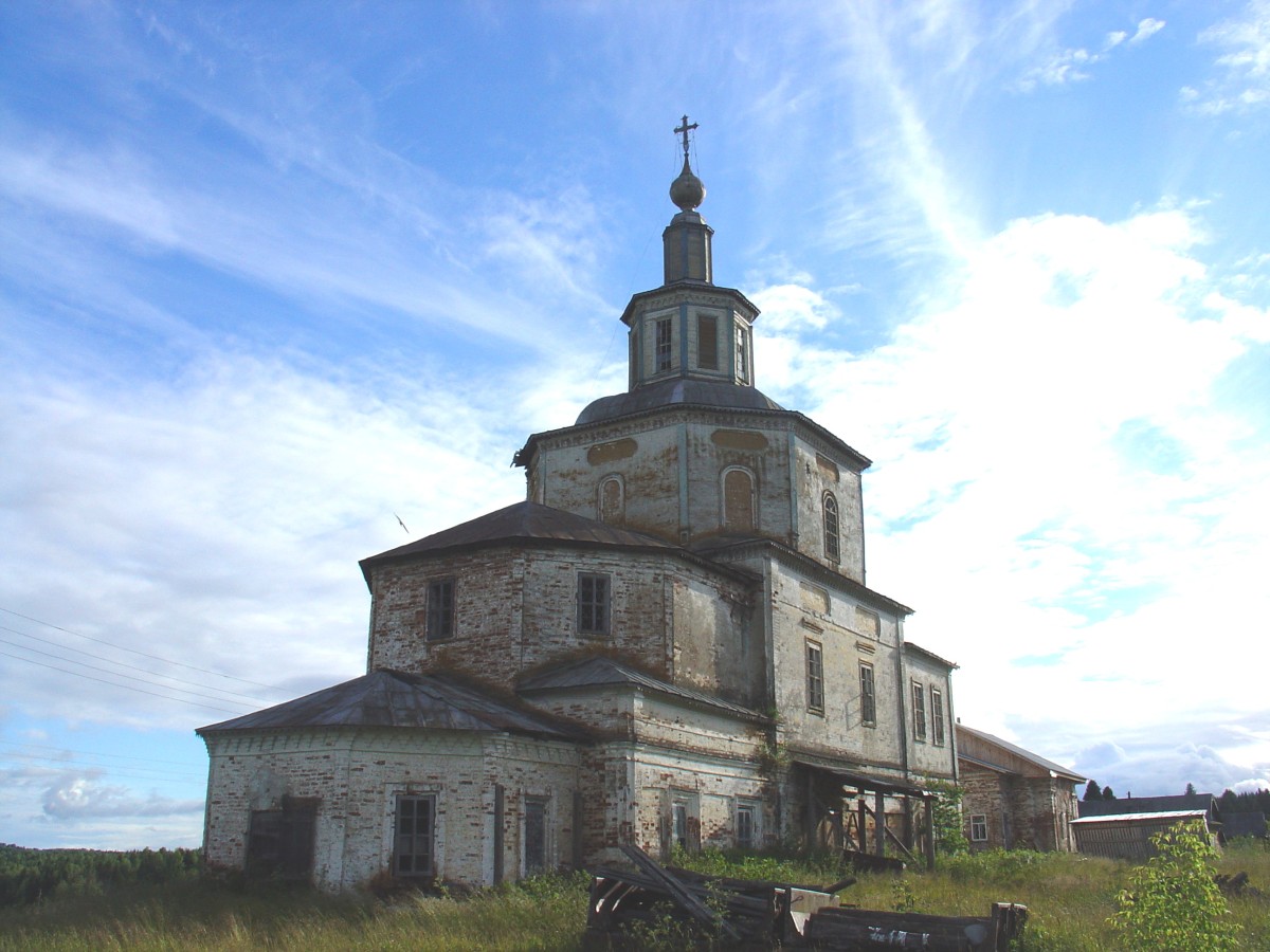 Церковь Рождества Христова, Учка (Лузский район, Кировская область). фасады