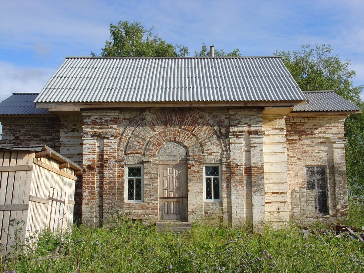 Церковь Рождества Христова, Учка (Лузский район, Кировская область). фасады
