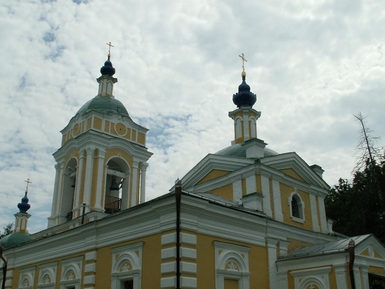 Церковь Иоанна Богослова, Могильцы (Богословское) (Пушкинский район и гг. Ивантеевка, Королёв, Московская область). архитектурные детали