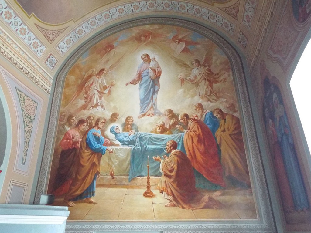 Церковь Иоанна Богослова, Могильцы (Богословское) (Пушкинский район и гг. Ивантеевка, Королёв, Московская область). интерьер и убранство, Храмовая роспись: Успение Пресвятой Богородицы