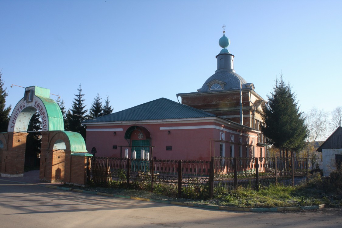 Собор Воскресения Словущего, Венёв (Венёвский район, Тульская область). фасады