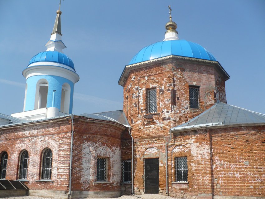 Церковь Казанской иконы Божией Матери, Першино (Алексинский район и пос. Новогуровский, Тульская область). документальные фотографии