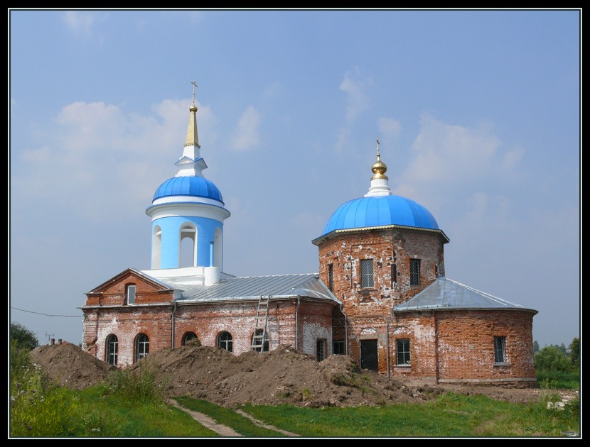 Церковь Казанской иконы Божией Матери, Першино (Алексинский район и пос. Новогуровский, Тульская область). документальные фотографии