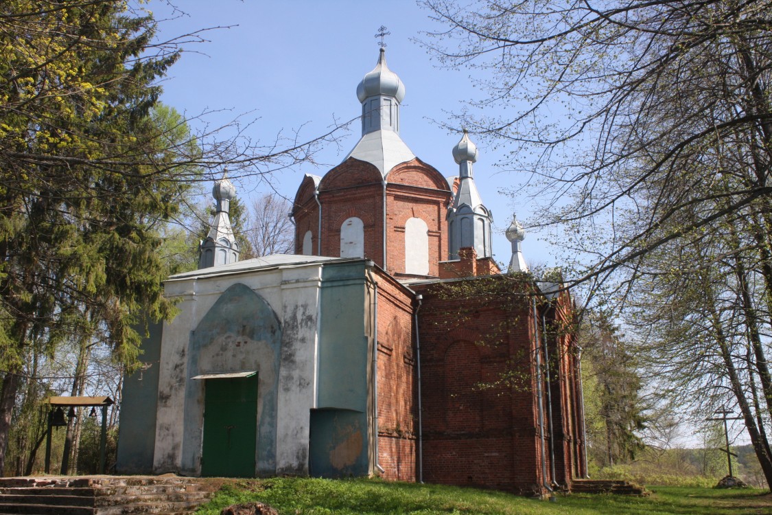 Церковь Иоанна Богослова, Велебицы (Солецкий район, Новгородская область). фасады
