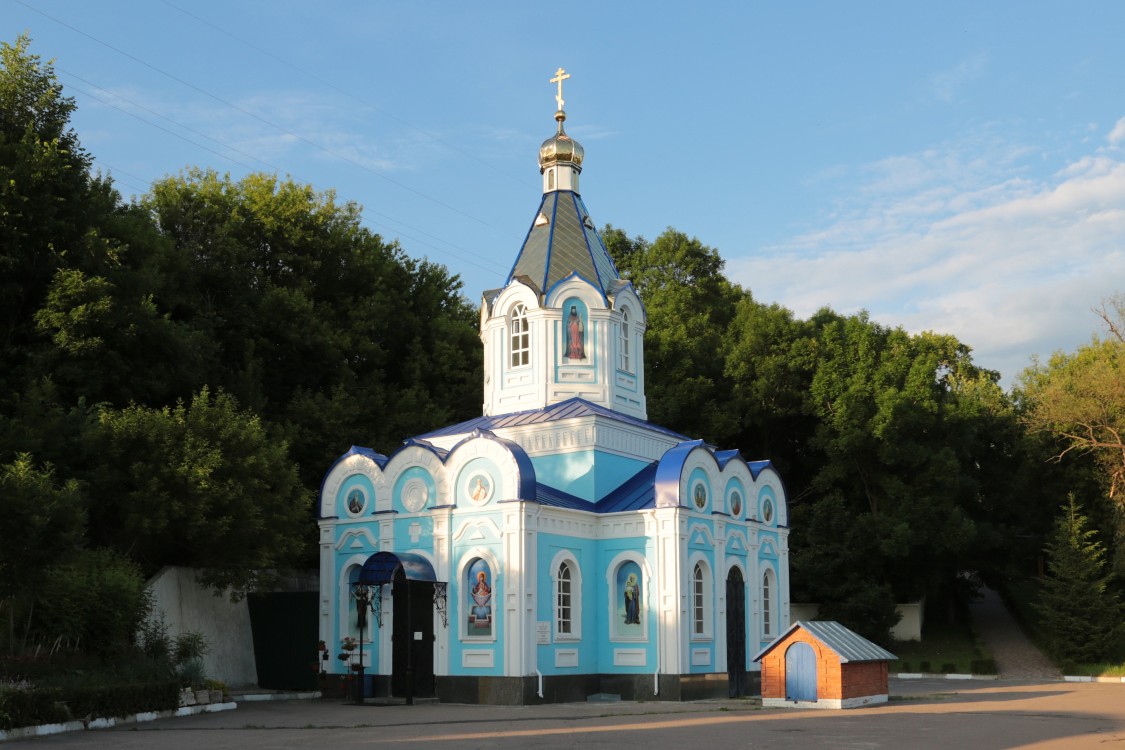 Задонск. Задонский Рождество-Богородицкий мужской монастырь. Церковь иконы Божией Матери Живоносный источник. фасады