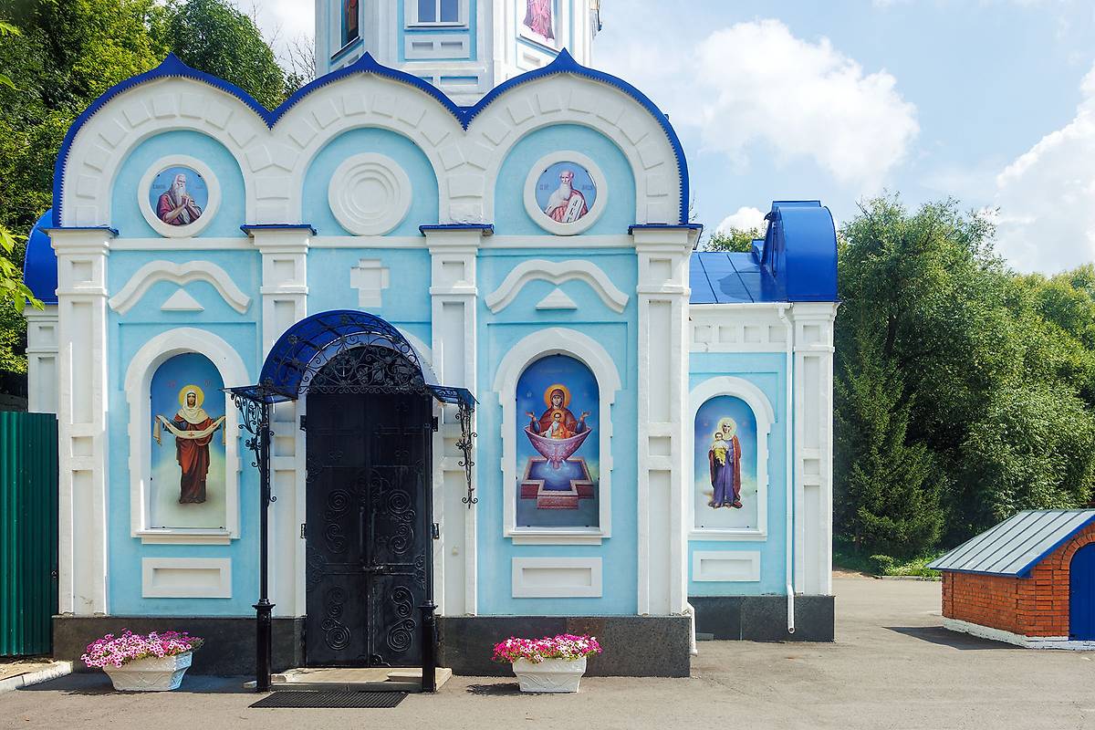 архитектурные детали. Задонский Рождество-Богородицкий мужской монастырь. Церковь иконы Божией Матери "Живоносный источник" (новая), Задонск (Задонский район, Липецкая область)