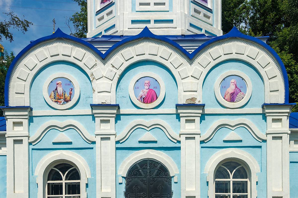 архитектурные детали. Задонский Рождество-Богородицкий мужской монастырь. Церковь иконы Божией Матери "Живоносный источник" (новая), Задонск (Задонский район, Липецкая область)