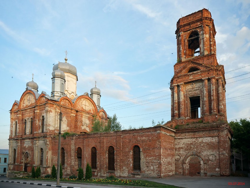 Елец. Церковь Михаила Архангела. фасады