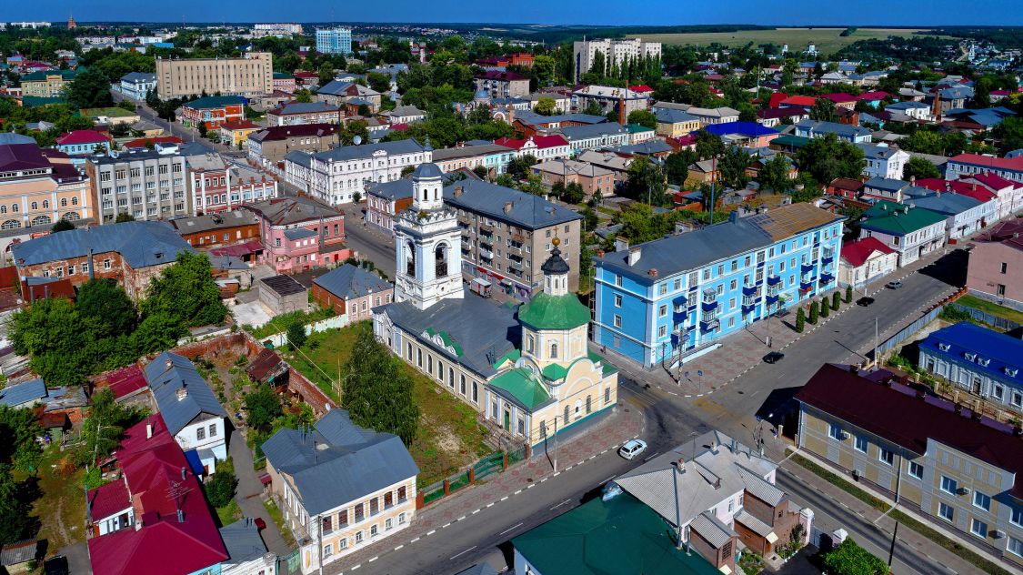 Елец. Церковь Спаса Преображения. общий вид в ландшафте